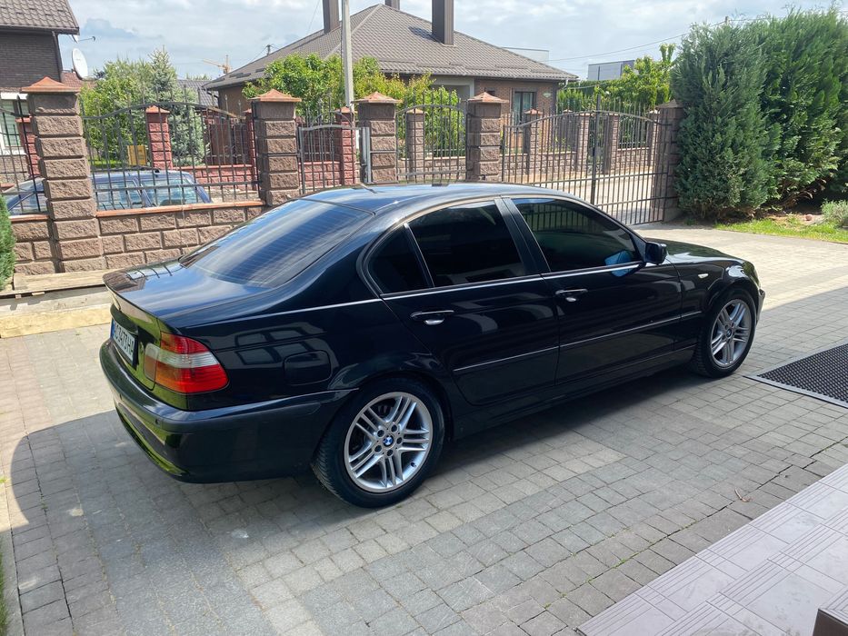 Автомобіль BMW 3 e46