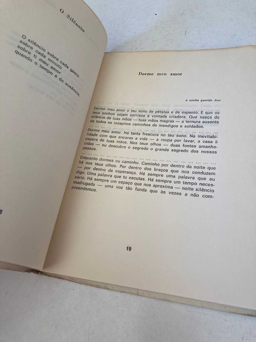 Livro - Poemas do Tempo e da Vida (ctt editorial grátis)