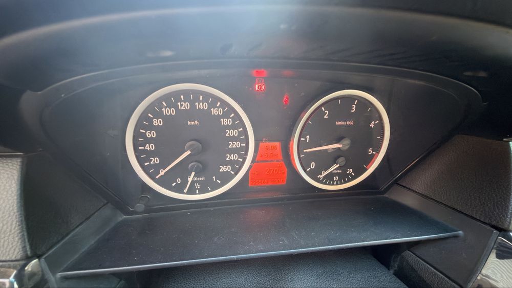 BMW 530D 218 km 163kw