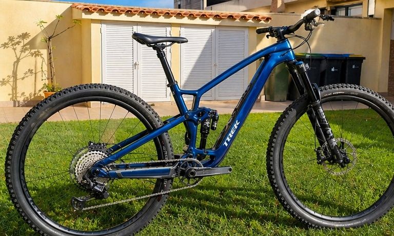 Trek Fuel EX 9.8 XT Gen 6 Carbono | Fox 36 | XT 4 Pistões | Tam. M/L