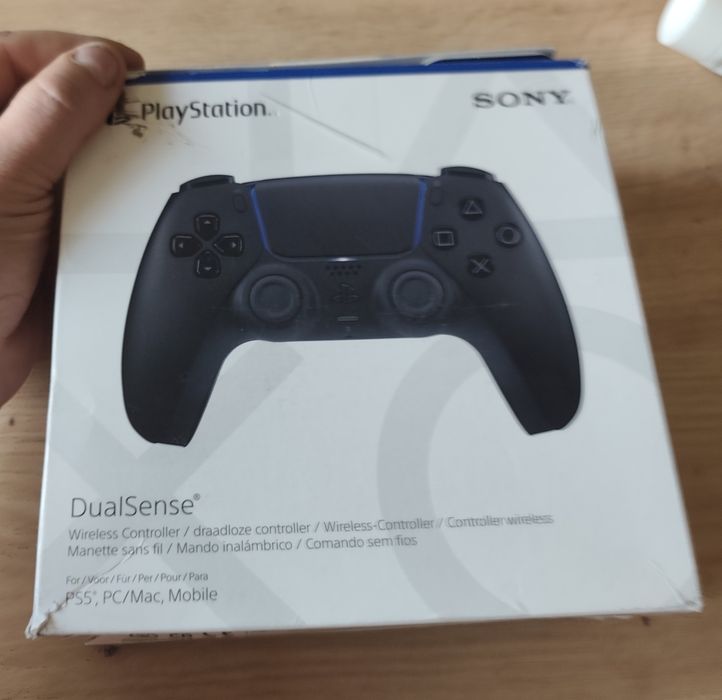 Pad do PS5 jak nowy