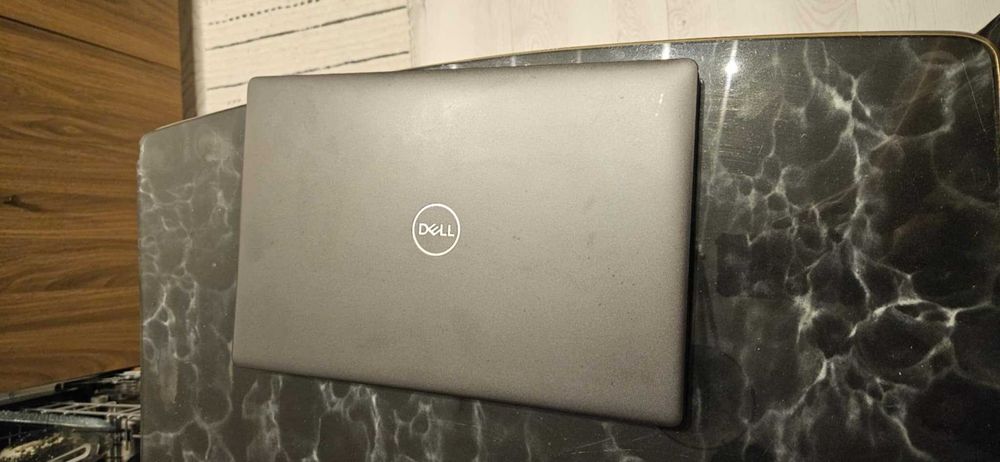 Dell Latitude 5400