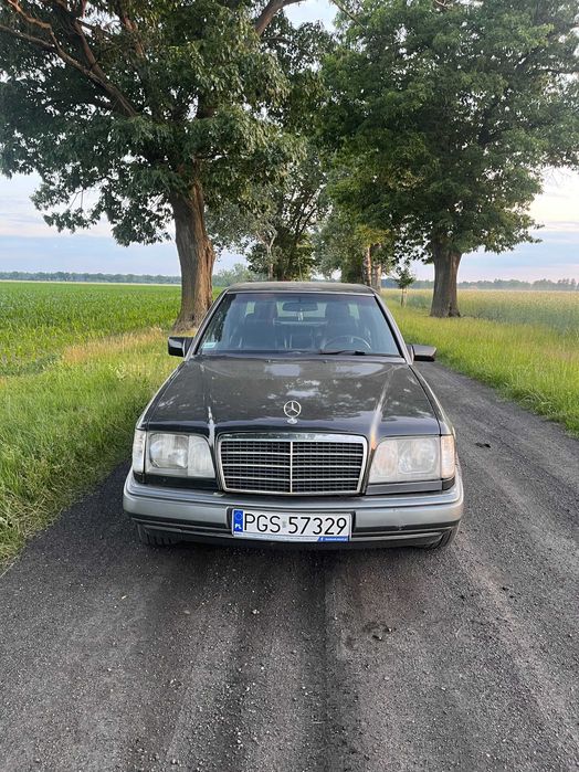 Sprzedam Mercedes 124 3,0 D  Fotele skórzane  klimatyzacja