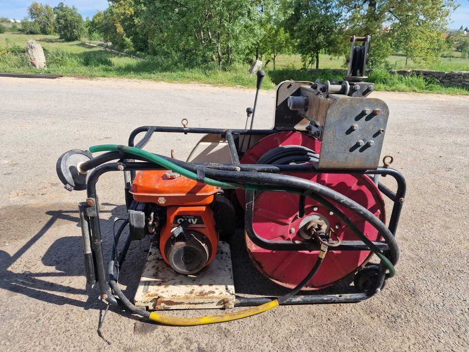 Moto Pulverizador MARUYAMA MS410ENR com chupador e enrolador - Kubota