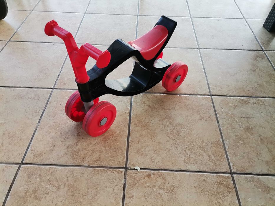 Rowerek biegowy plastikowy