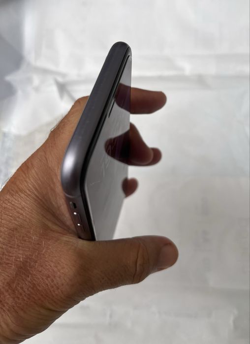 Iphone 11 em bom estado