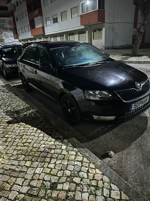Skoda rapid impecável