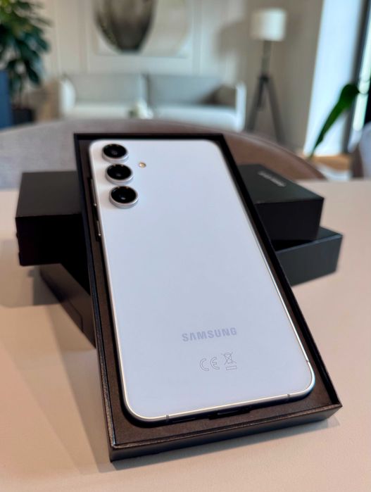 Mega okazja! Samsung Galaxy S24FE 128GB – faktura VAT 23%, gwarancja!