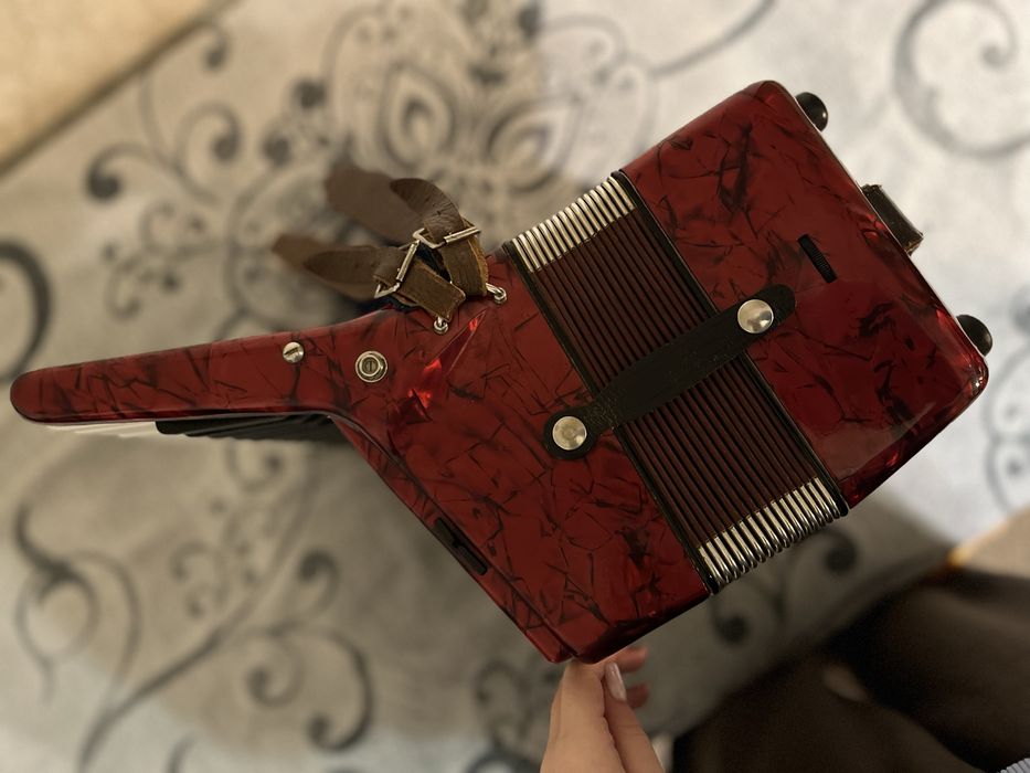 Продаю акардеон в гарному стані