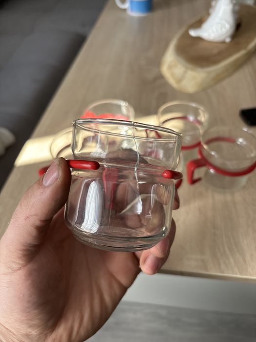Szklanki z plastikowym uchwytem filizanki prl 6 szt.