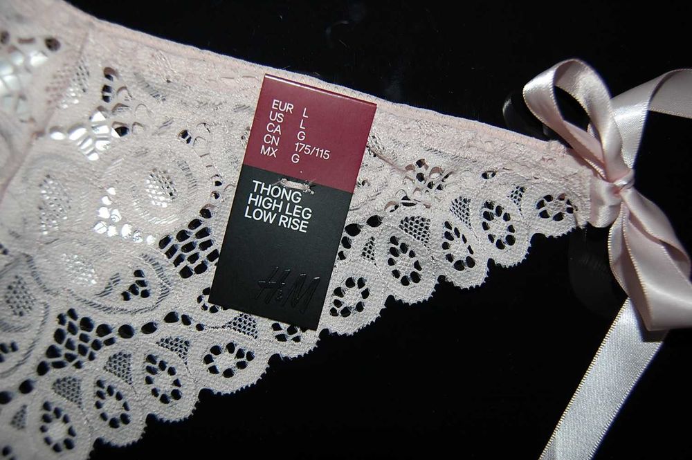 Stringi pudrowy róż kokardki r 40 L nowe metki