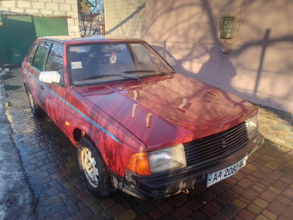 Продам Москвич 2141 из двигателем Ваз 2103