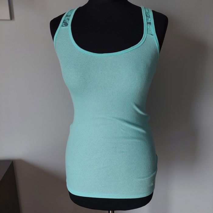 Crop top damski prążkowany z koronką, nowa S