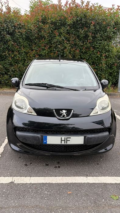 Peugeot 107 impecável