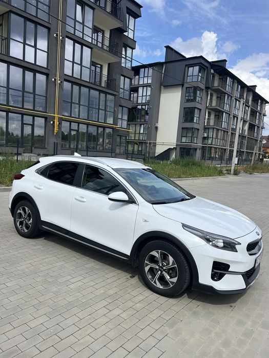 Продам власний Kia XCeed Business 2020 року.