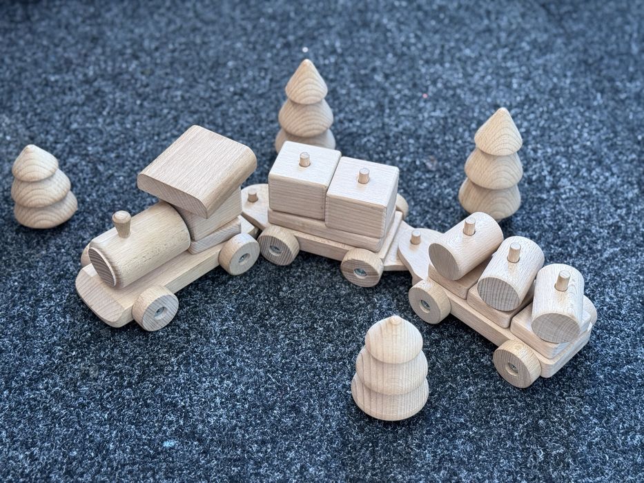 Потяг іграшковий з дерева