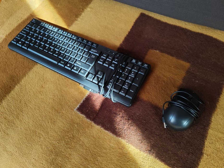 Zestaw komputerowy mysz + klawiatura , stan bdb