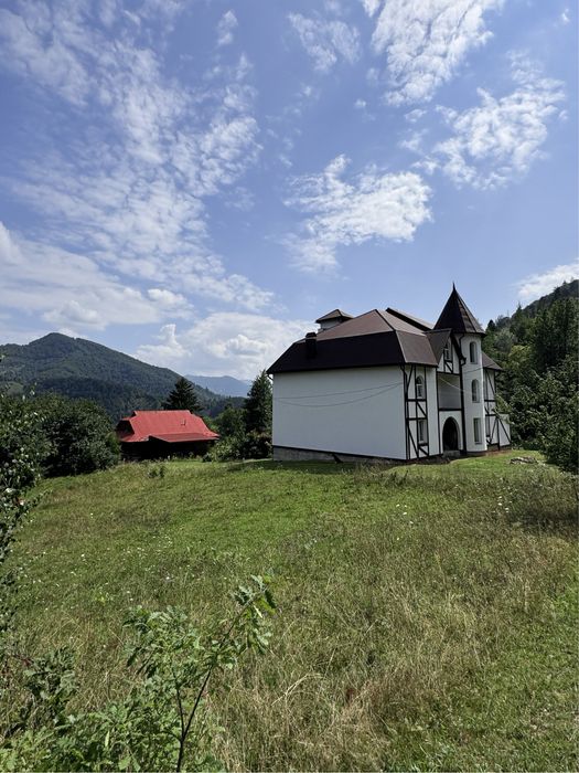 Будинок 421 м2 з ділянкою в с. Тюдів під житло чи готель