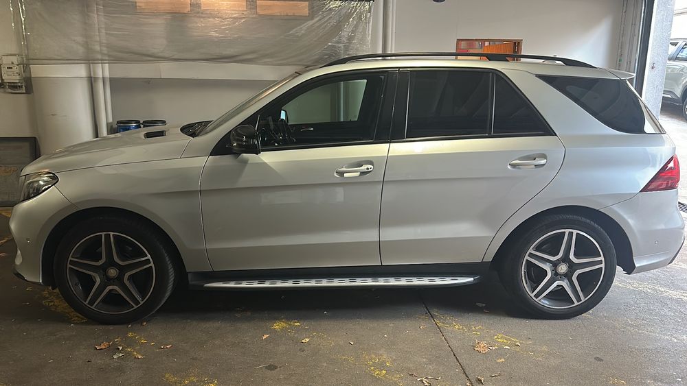 Mercedes-Benz GLE 350 d 4-Matic
