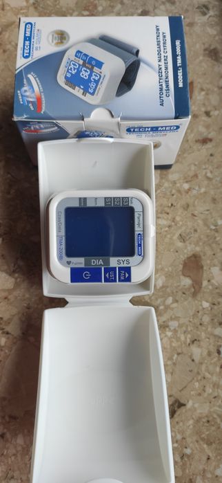 Ciśnieniomierz nadgarstkowy Tech-Med 200(B)