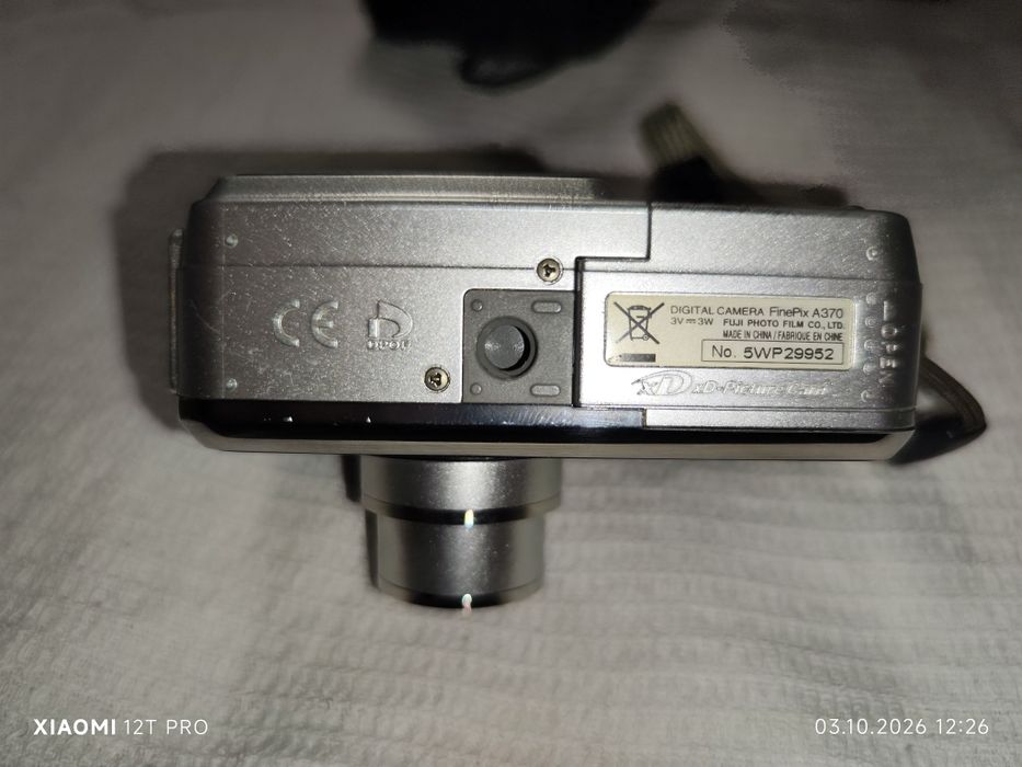 Продам фотоаппарат Fujifilm A370