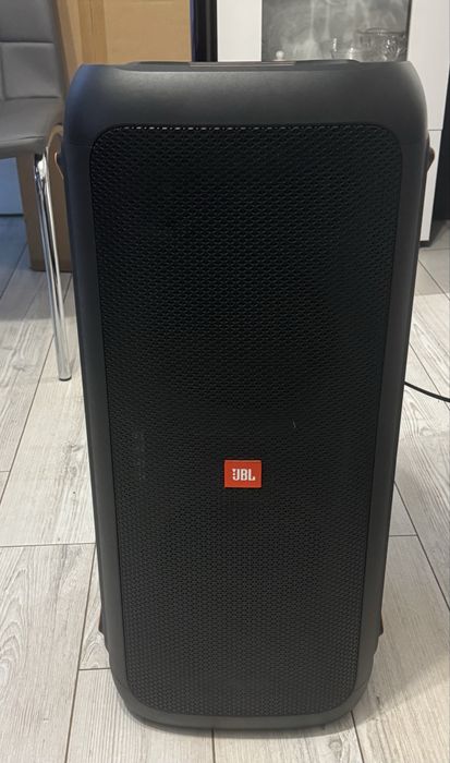 Sprzedam JBL partybox 200