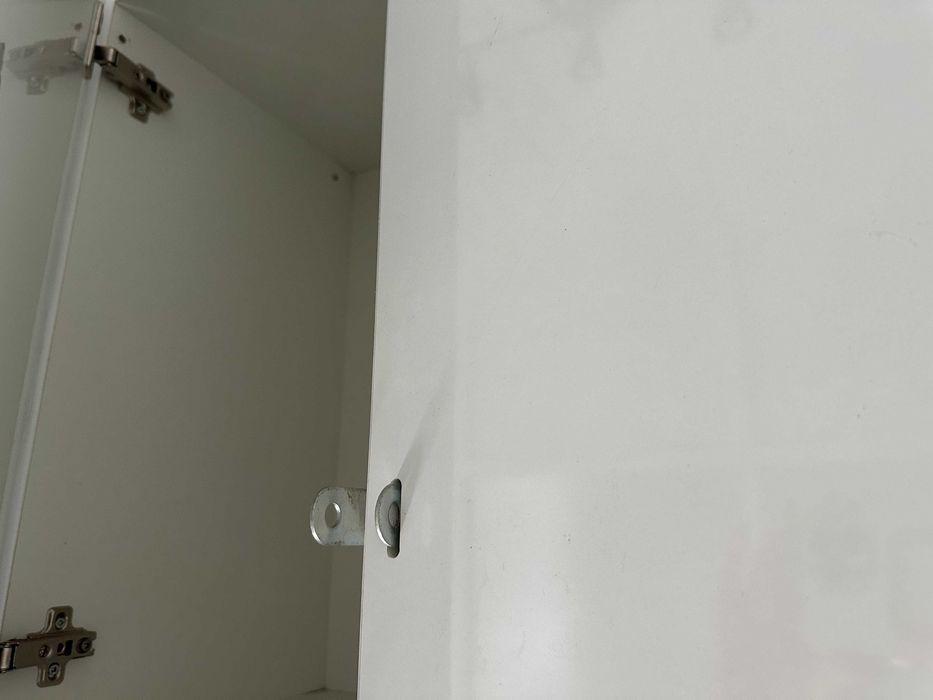 Armário em contraplacado marítimo branco com sete divisórias/cacifos