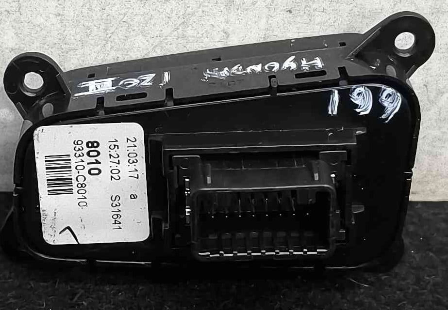 Botão / Interruptor Travão Parque 93310-C8010 - HYUNDAI i20 II