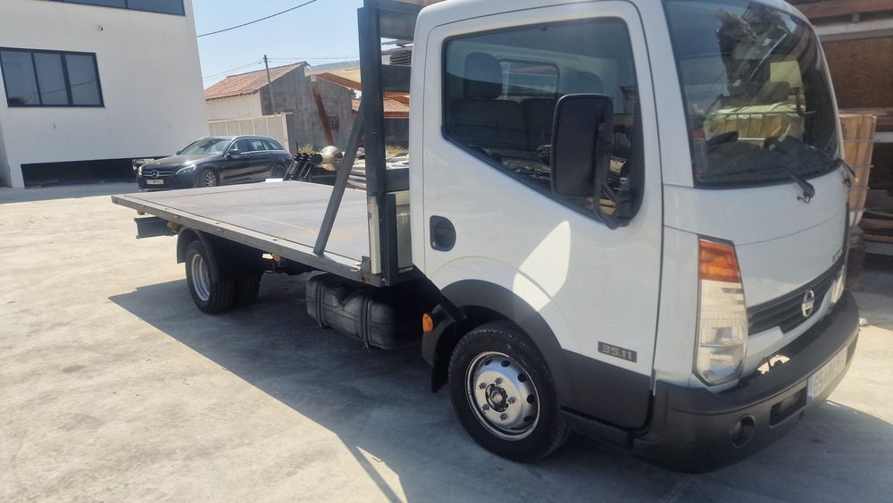 Nissan cabstar caixa 4.50x2.05 230000 mil k.