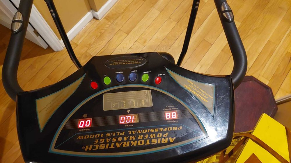 Plataforma Vibratória Aristokratisch Power Massage Professional Plus