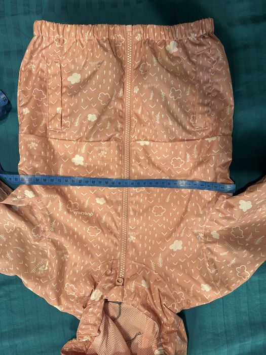 Вітровка 3-4 Decathlon