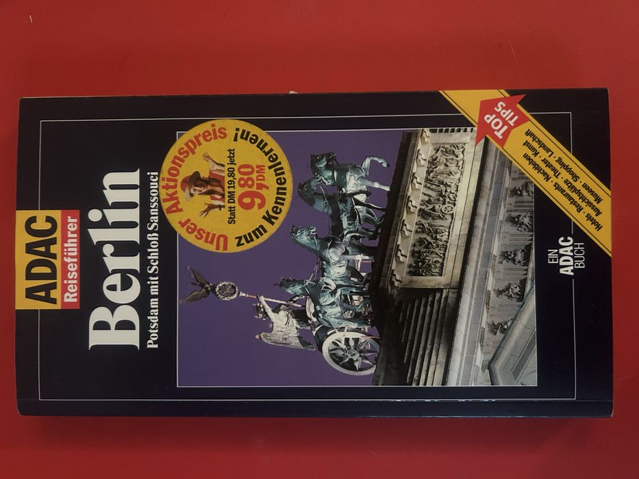 Niemiecki przewodnik po Berlinie ADAC