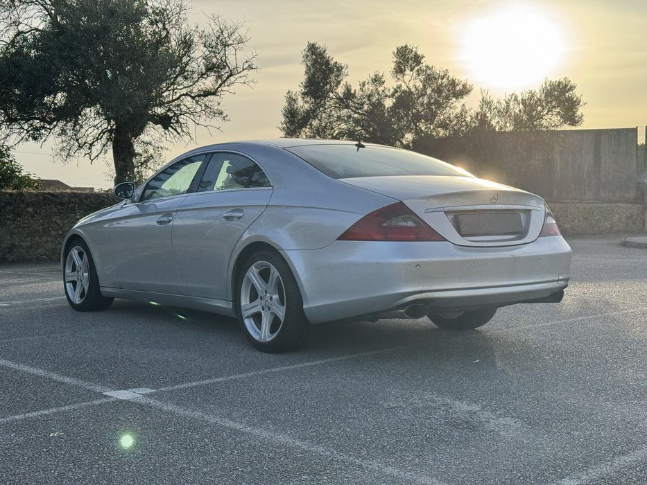Mercedes-Benz CLS 320 CDI  *IUC Antigo*
