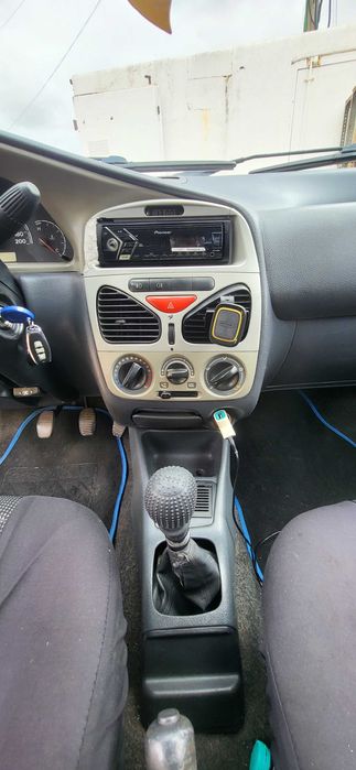 FIAT STRADA 1.9 JTD Óptimo estado