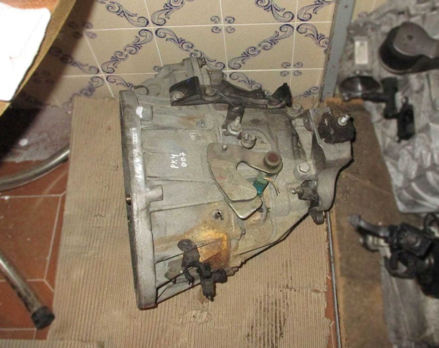Caixa de 6 velocidades para Renault Laguna III 2.0 dci (2008) PK4007