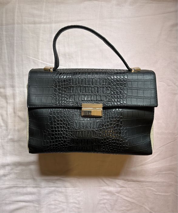 Mala estruturada Parfois efeito cobra. Nova