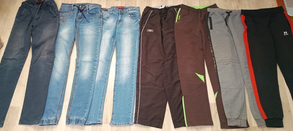 Джинси, спортивні штани на 10-13 років.