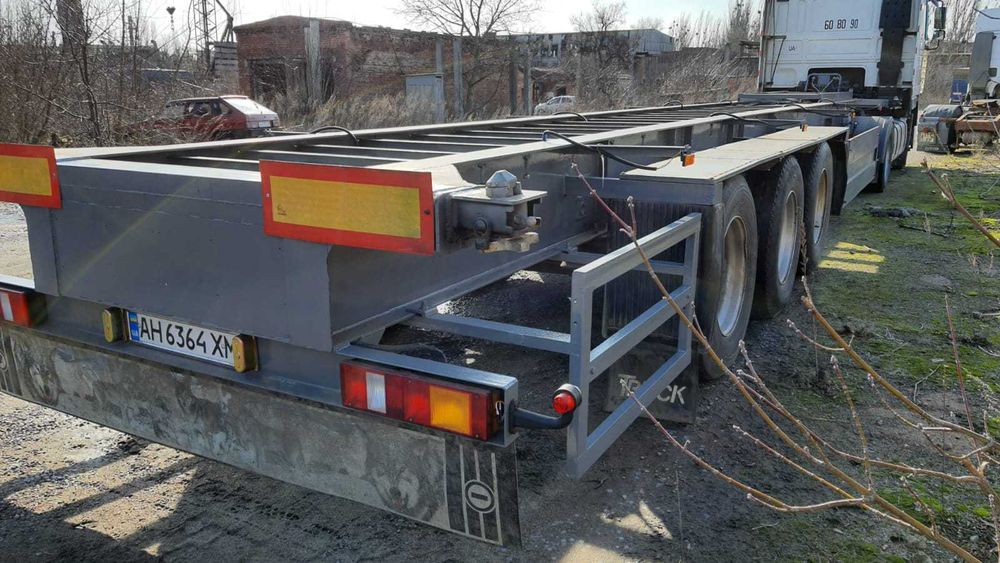 Продам тягач DAF XF95 напівпричіп ROBUSTE