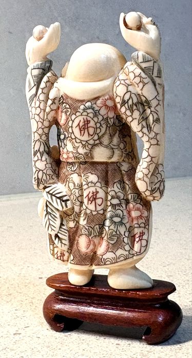 Linda preciosa antiga figura asiática Happy Buda esculpida e assinada