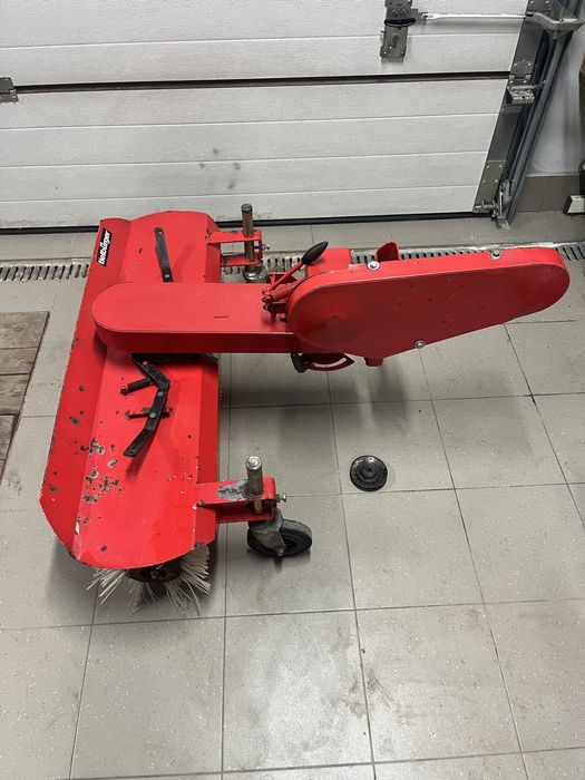 Zamiatarka TIELBURGER Dzik Ciągnik Jednoosiowy HONDA ISEKI VIKING