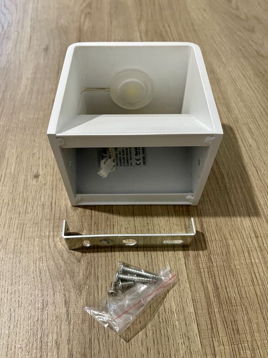 Aplique parede cubo NOVO