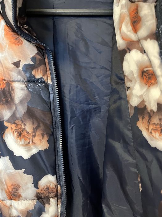 Kurtka ocieplana w kwiaty Janina 44 bdb