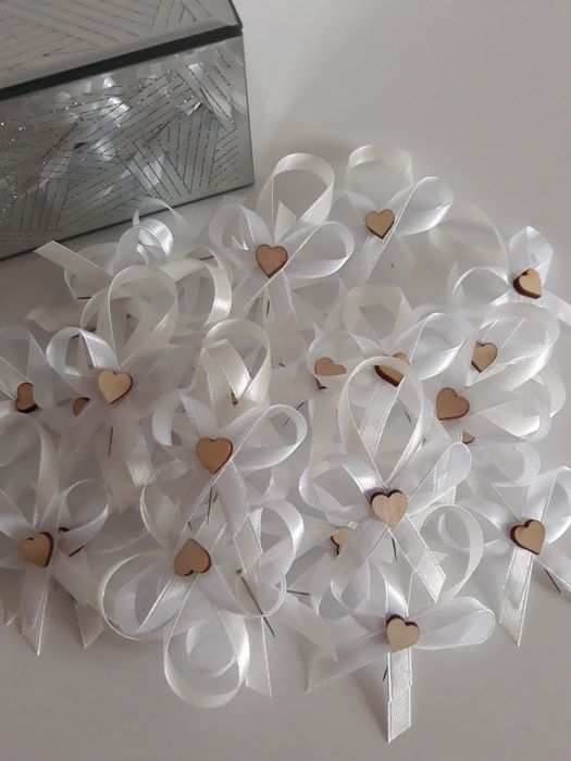 Kotyliony kotyliony weselne dla gości przypinki