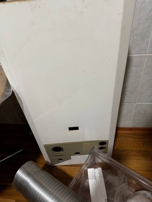 газовий котел колонка двоконтурний Юнкерс б/у працює з помилками