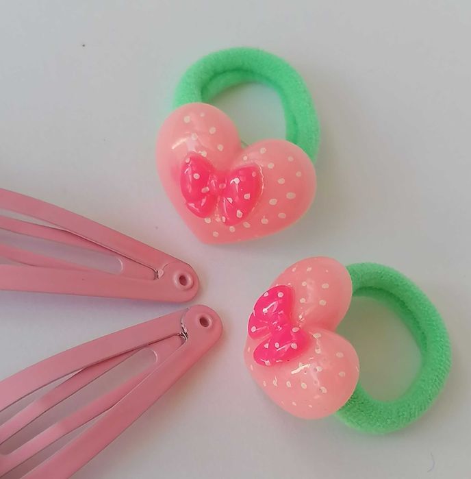 Zestaw do włosów komplet spinki spineczki frotki gumki serduszka