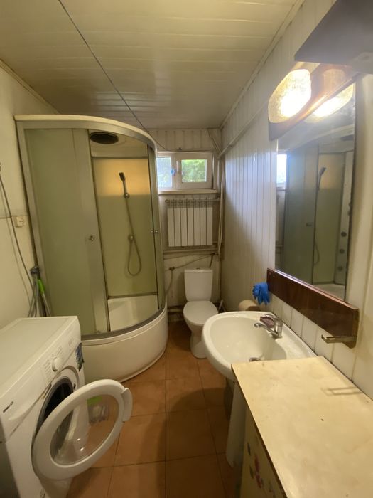 Сдам 2-кв  на Холодной горе в частном  секторе.