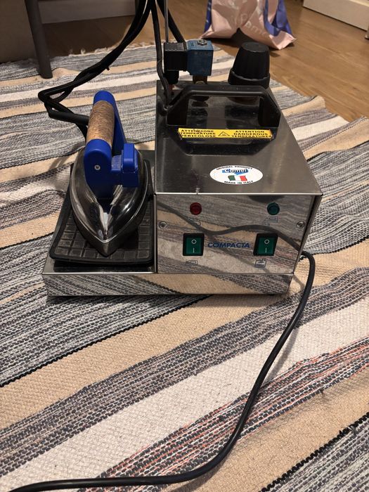 Ferro Profissional Comel Compacta – Made in Italy