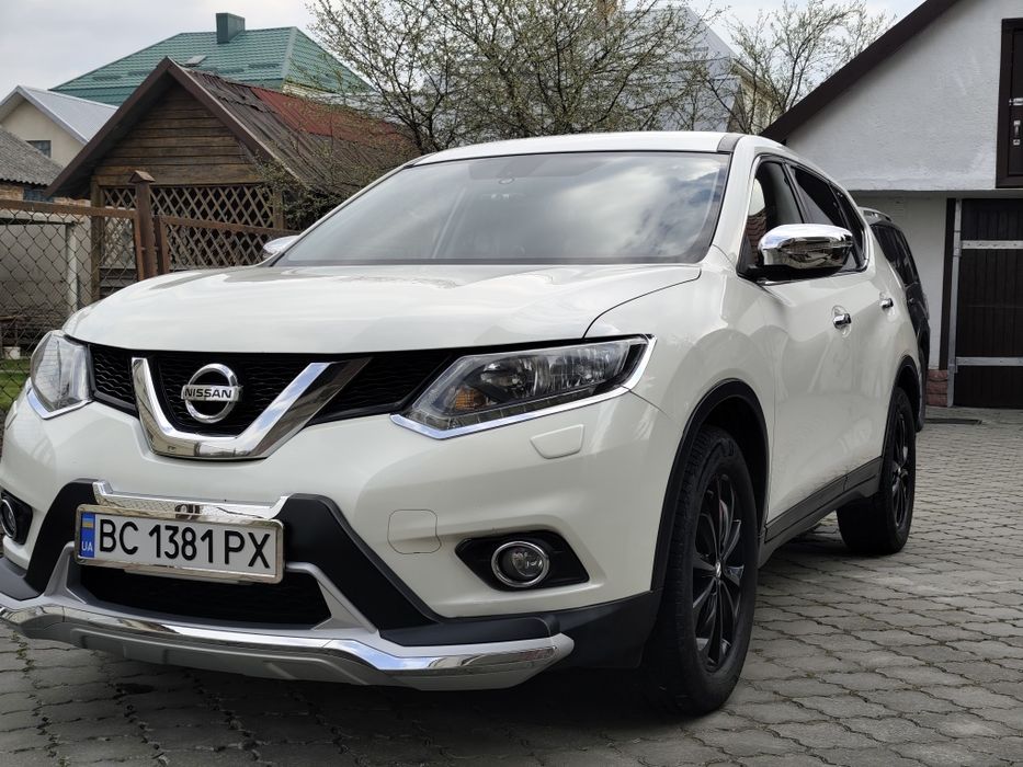 Автомобіль Nissan x trail t32 , 2016 рік 4х4