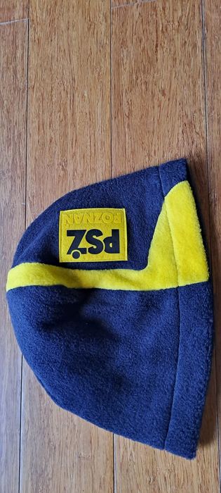 Czapka granatowa z nadrukiem PSŻ Poznań