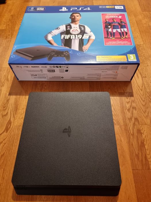 Consola PlayStation 4 Slim 1TB Como Nova (PS4 Slim 1TB)